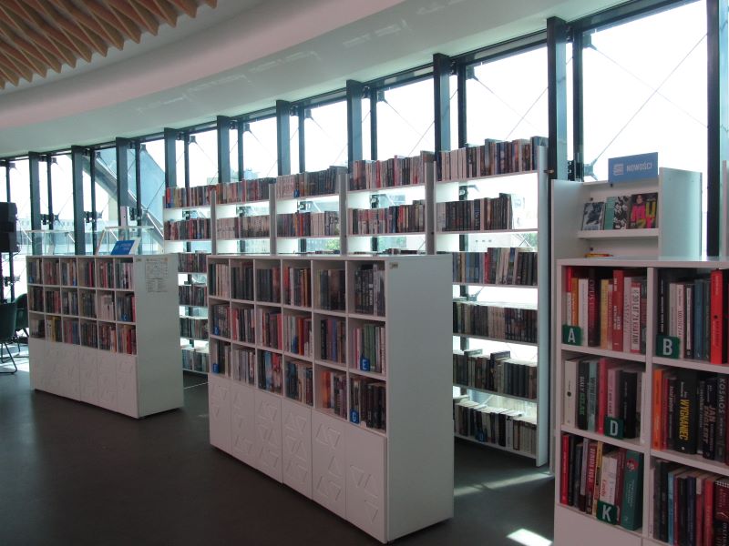 Biblioteka na dworcu